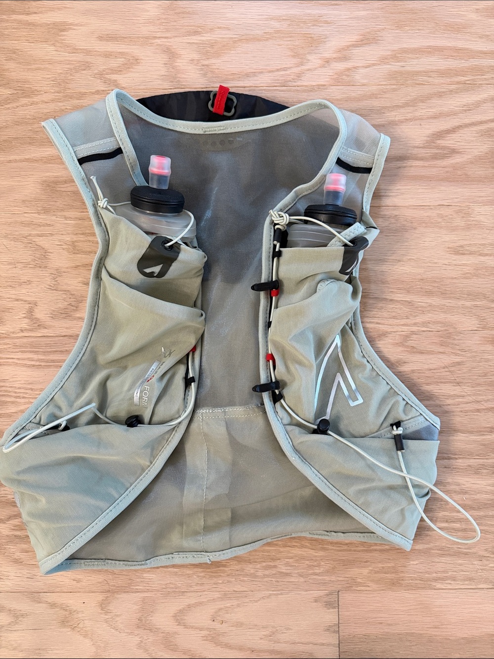 Ultraspire BIG BRONCO RACE VEST DESERT SAGE Men’s Medium